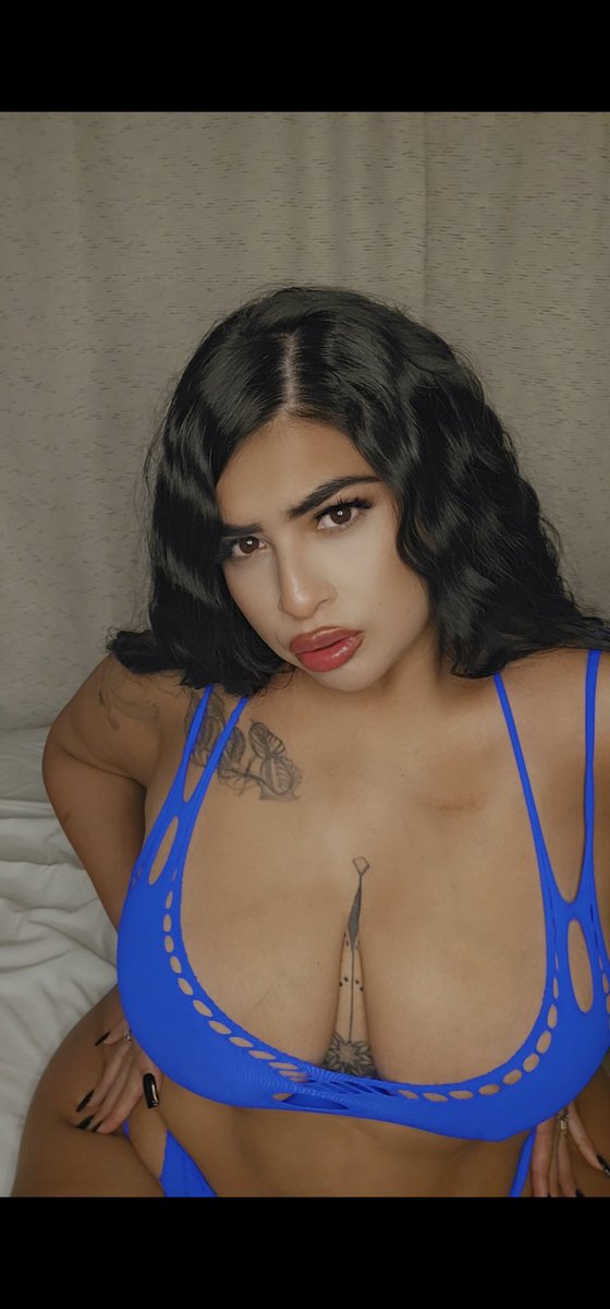 NuriaRosee's tweet photo. Cum play 💦 https://t.co/Ay1U3rkuWT https://t.co/R4Ck4ECySM