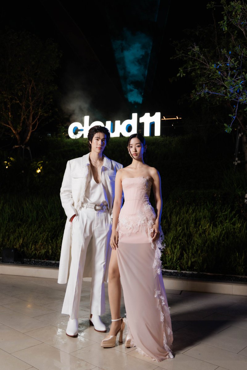 otpcnews's tweet photo. Cloud 11 เปิดตัวอย่างเป็นทางการ ในฐานะ “ครีเอทีฟแลนด์มาร์ก” พลิกโฉมเซาท์สุขุมวิทสู่ศูนย์กลางนวัตกรรมและเศรษฐกิจสร้างสรรค์แห่งใหม่ของเอเชีย

#bbrightvc #tontawan #phuwintang 
#BXXMRVW #Thanaerngnin #JAYLERR
#jamyjamess #VVV_TRIPLEV #Butterbear
#Cloud11OpenHouse #Cloud11
#AsiasCreativeCapital 

อ่านข่าวเพิ่มเติมได้ที่ https://t.co/y69WpfCpI9