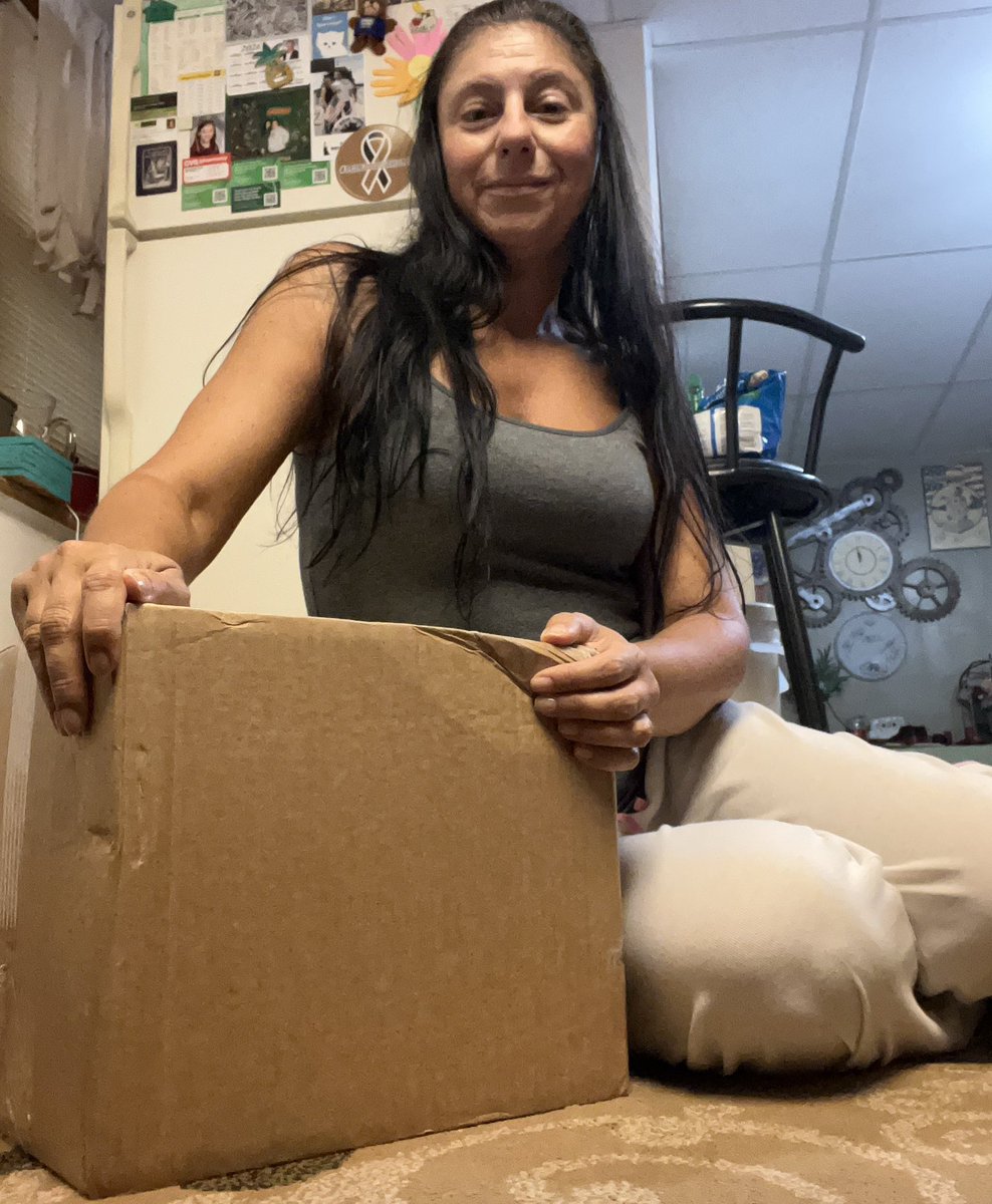 PamMayoYacko's tweet photo. What’s In The Box VIP’s?

Comment below you might all get some Happy Mail!

#MayoYacko #BeautySociety #HappyMail #WhatsInTheBox #WhosThatGirl https://t.co/Uzhhfjbycp