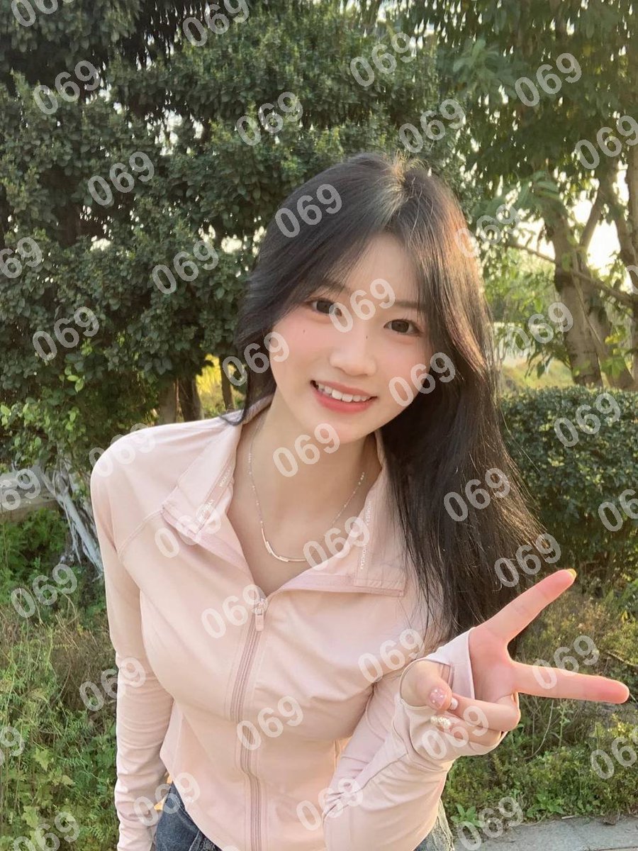 hernanhdez85's tweet photo. #广东
生活不简单，尽量简单过。
👉助理@nsht_kz
看上了请截图妹子便客服快速安排
茂名市电白区那炉村文化广场
#茂名 https://t.co/WVIg8DqaEQ