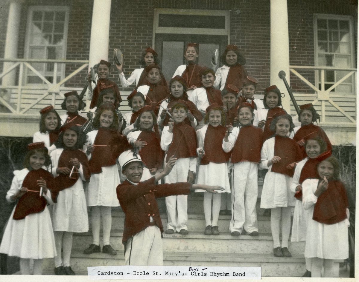 JimMcMurtry01's tweet photo. Calling residential schools “genocide” sure confuses anyone with a functioning brain. https://t.co/5BSXRFUY7Q