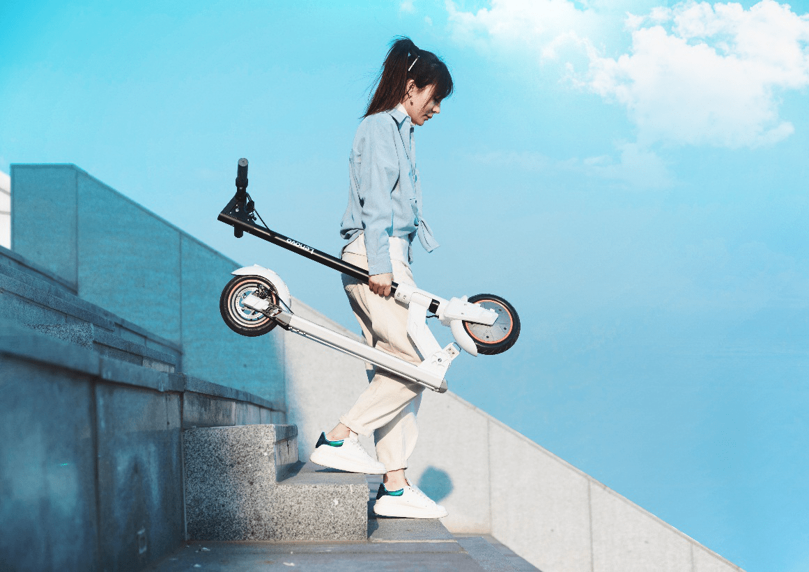 7Lul5RMw54O2Wso's tweet photo. Just tested our new city e-scooter sharing service—zero waiting, super smooth ride, and the app got me a spot in 10 seconds. Game changer for short trips around downtown!， https://t.co/GIzm5H4Ac8