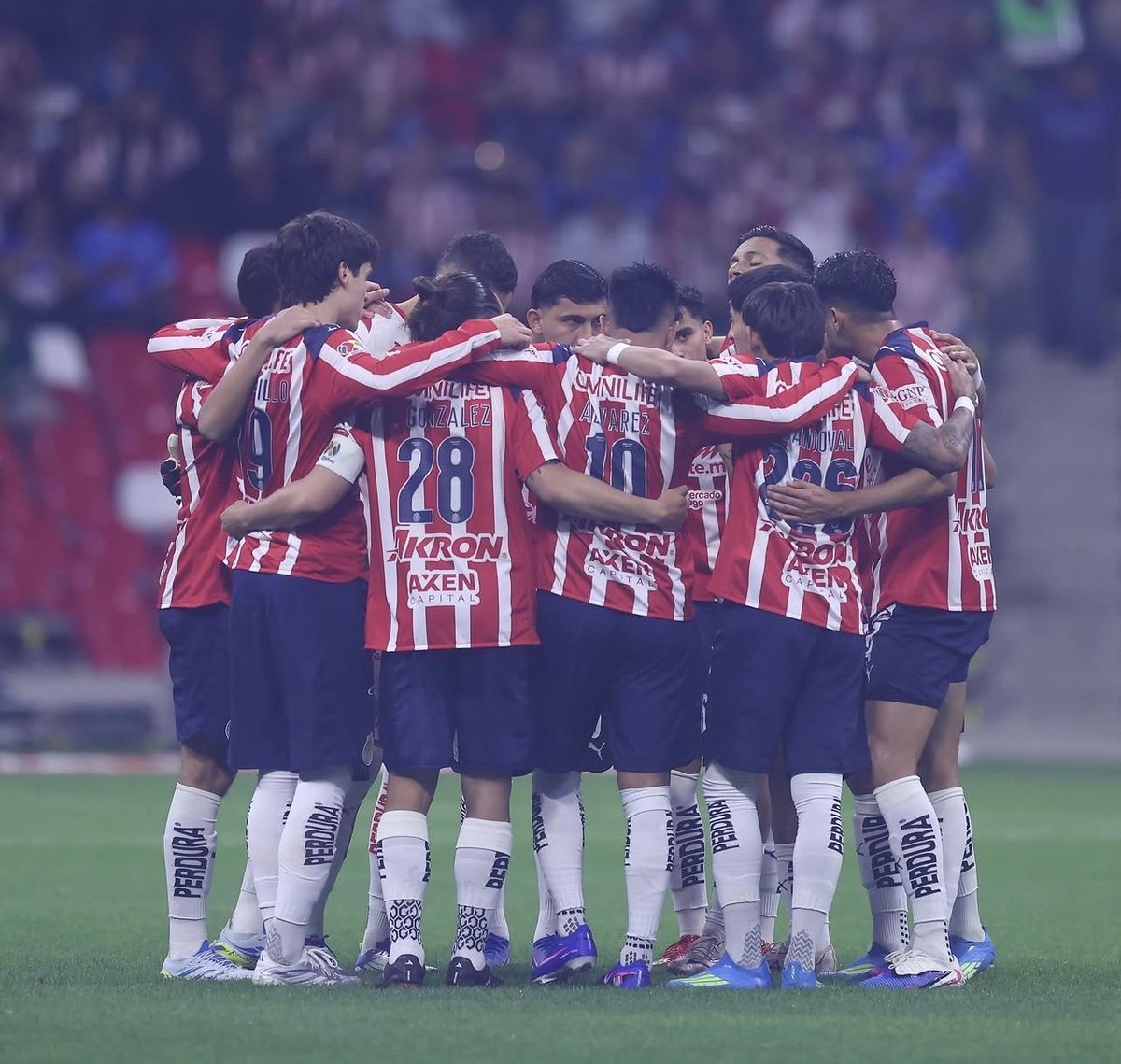 LopezElizondo11's tweet photo. 🚨GIVEAWAY🚨

¡GANA UN PASE DOBLE PARA EL @Chivas vs #Toluca          
 
1. Sigue a @calientesports y a mí (en X e Instagram)
2. Dale 🔁 y ❤️
3. Comenta este tuit con una captura de pantalla confirmando que nos sigues en ambas 
#MásAcciónMásDiversión 🔥

¡Se va UN pase doble!📲 https://t.co/NRzquMjmhS