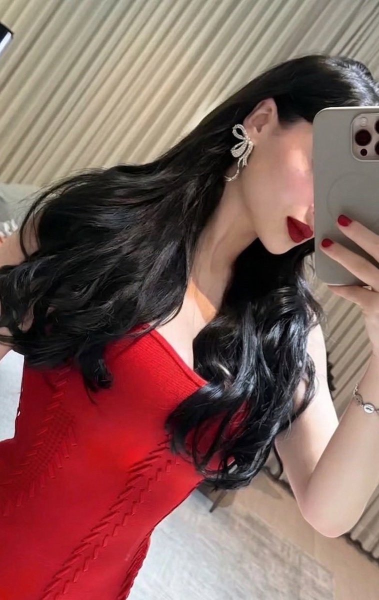 Tyrikco's tweet photo. اجواء البررر 🔥🔥♥️
وش توقعاتكم لحالة الطقس ؟! في تبوك برد اححح 
الشتاء الماطر الطائف 🌨️ الخرج سهره أبها موسم الرياض سالب المدينة القصيم مكه المدينة مساج الطائف موجب جدة بريدة عنيزة الدمام تبوك الرياض https://t.co/yGsK5qX24F