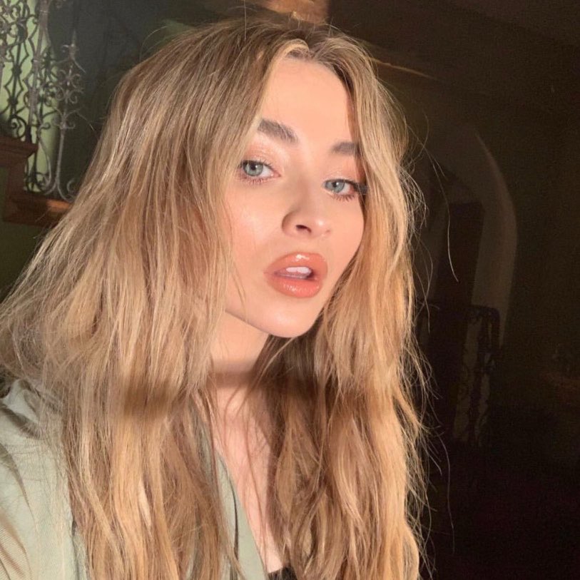 camzehm's tweet photo. she looks so pretty in every single makeup look she does https://t.co/PPOFnzcx1q