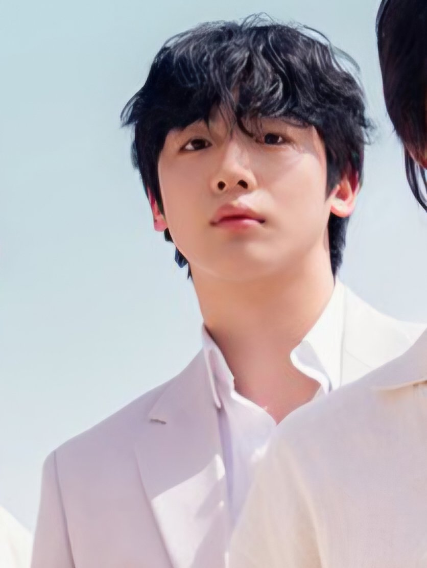 green2704's tweet photo. 요한 왕쟈님 👑
#김요한 #KIMYOHAN
#왕자와거지 #AllorNothin https://t.co/kaBO8eivXO
