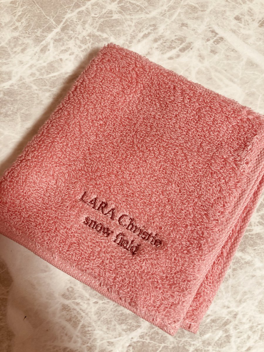 erikoataru's tweet photo. LARA　Christie様のプレキャンに当選(^^)/

可愛い今治タオルをご提供いただきました♪

ふんわりやわらかで肌触りのいいタオル、持ち歩きにぴったりなサイズですね。

洗うほどにふんわりしてきて、色違いもほしくなるようなハイクオリティでした。

ララクリスティさんでは、素敵なジュエリー情報を配信中(^^♪

皆さんも是非チェックしてね！ありがとうございました。