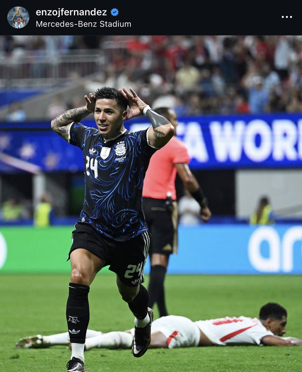 ModoScaloneta's tweet photo. PFFF LA FOTO QUE SUBIO ENZO

ARGENTINA CARAJO https://t.co/989aOyDhN7