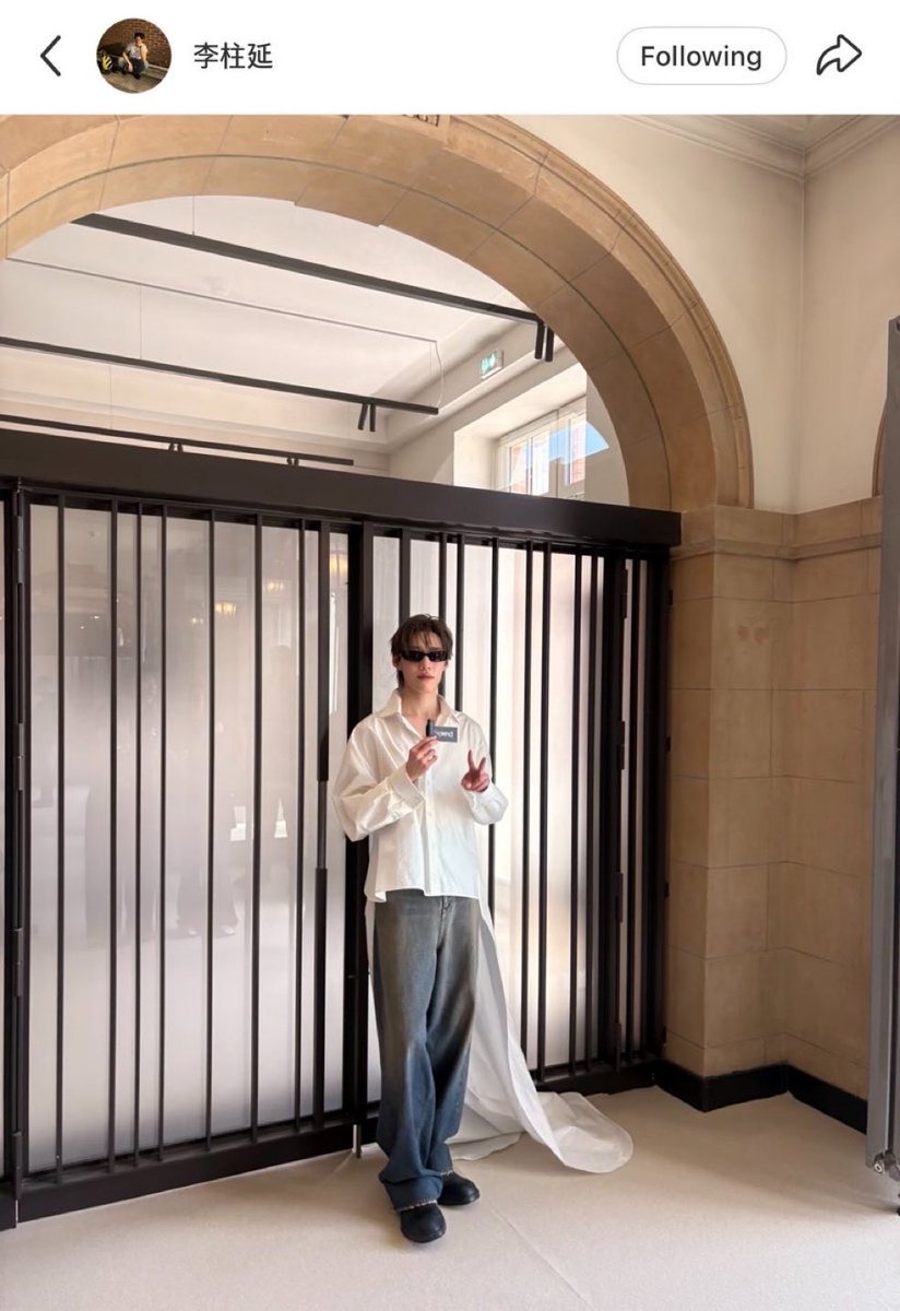 pubpupsk's tweet photo. สุดหล่อที่อวดเราลงโซเชี่ยล กุให้เลยยยย

PP KRIT AT BALENCIAGA COUTURE55  
#Balenciaga55thCouturexPPKRIT #ppkritt https://t.co/GkkwRCtd7a