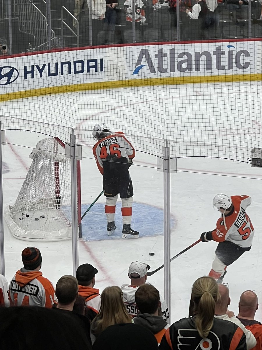 Crossmapsnipes's tweet photo. @NHLFlyers MY SUPERSTAR IS BACK!!!! https://t.co/mVdeCVtKp5