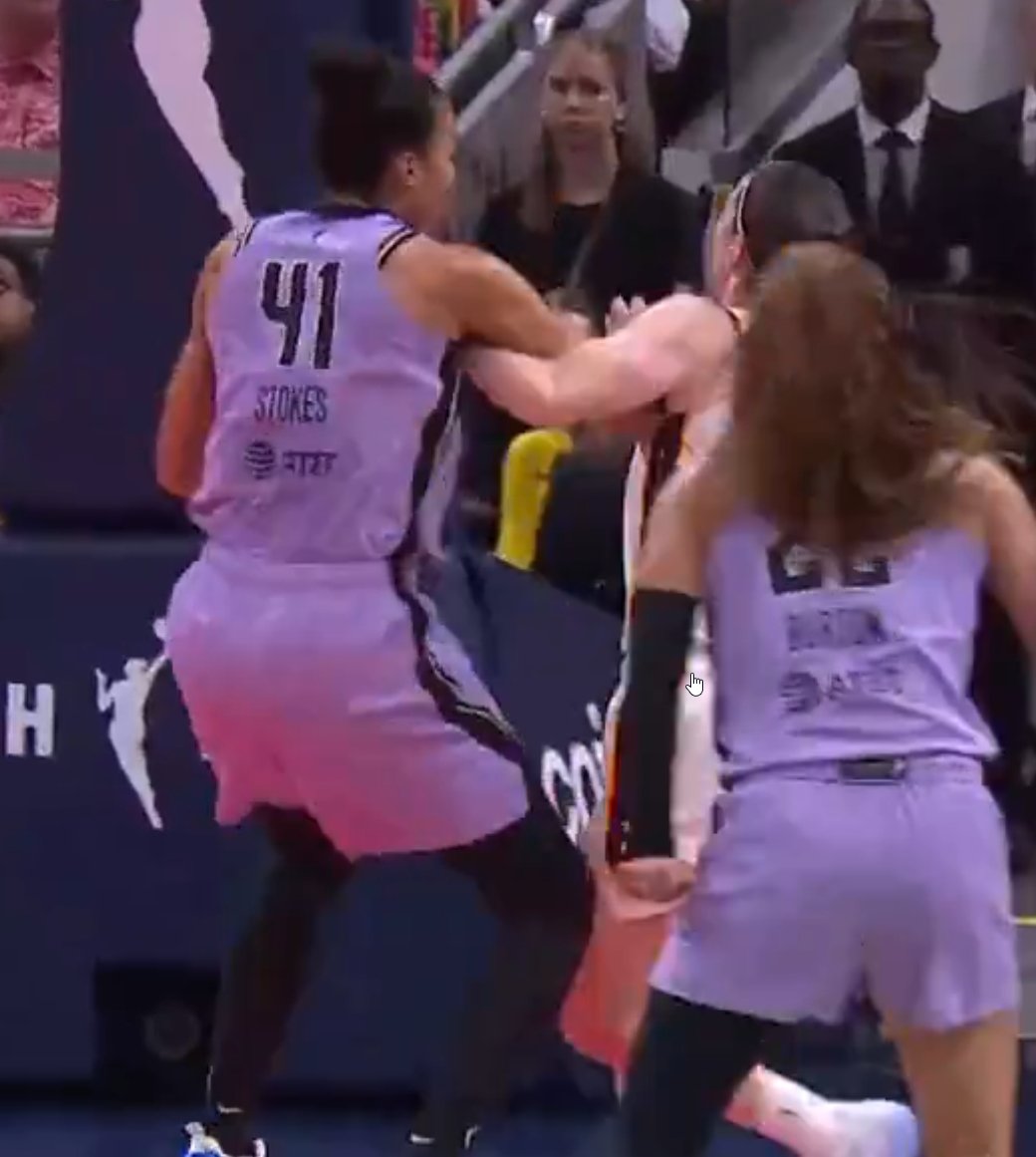 AR_TK9's tweet photo. @LewSidRaps @RomeovilleKid of course man, she james hardened her. big left both hands out and down. she went straight through them. its always a foul https://t.co/nZ3o8Htzeq