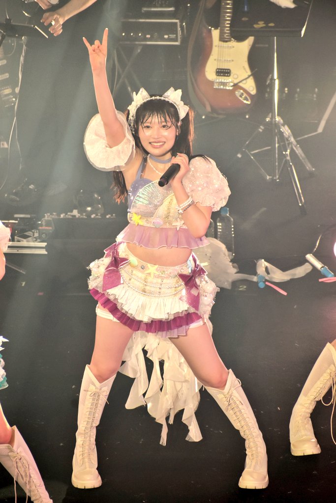 emu_y21's tweet photo. 虹のコンキスタドール 12th Anniversary LIVE
「ニューレジェンドインサマー！」
7/14 日本青年館ホール
#ゆいち沼
#虹コン12周年 https://t.co/RfzuKKlPkU