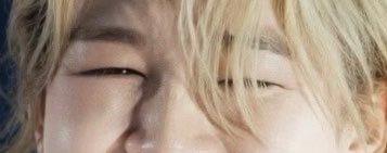ikooquitto's tweet photo. me encanta que ele sorri e automaticamente os olhos viram dois tracinhos https://t.co/wXh1LrxKpq