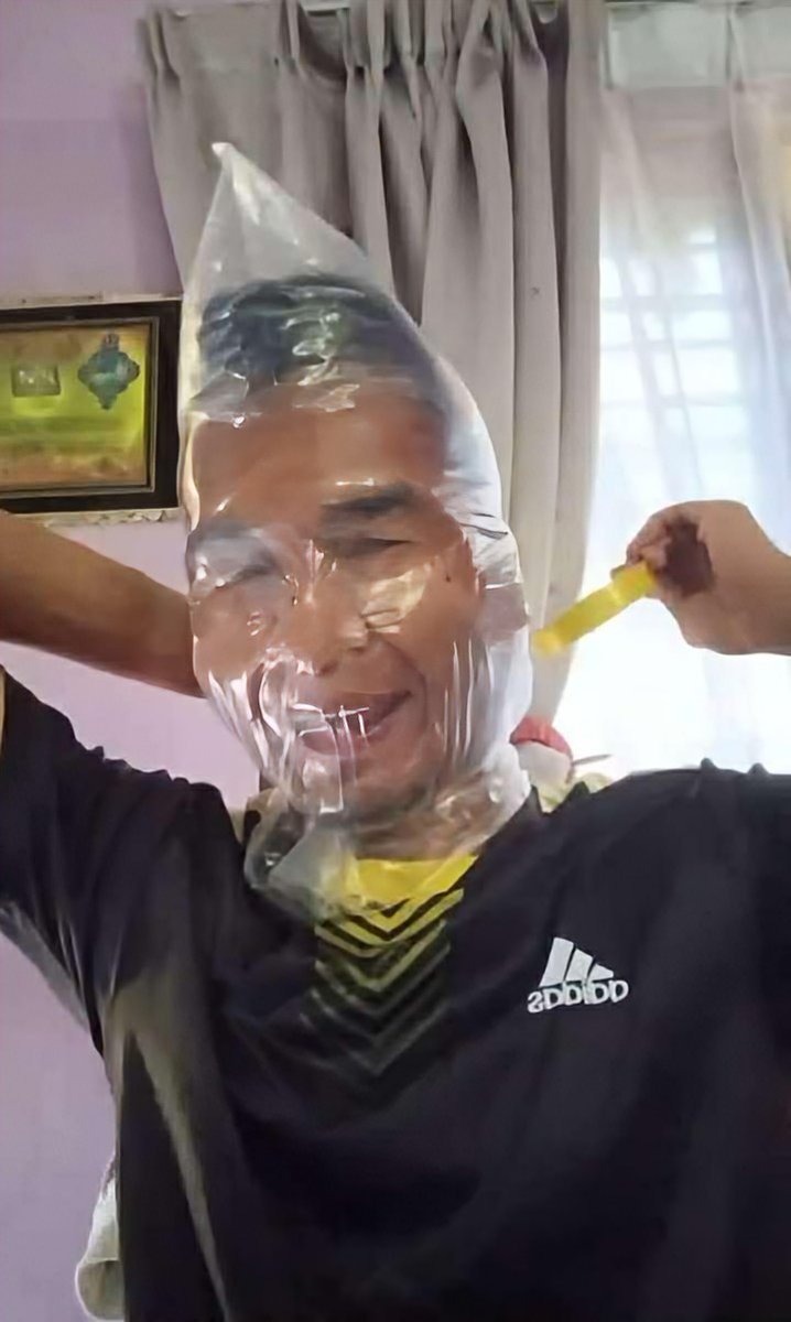 PlaStiK95's tweet photo. morning 🇲🇾
#viral #share #like #lemas #pengap #twitterID #malaysia #IndonesiaMaju #breathplay #suffocate #plasticbag #cellotape #fypppppppppppppppppppppppppppppppppppppppppppppppppppppppppppppppppppppp #perak https://t.co/kzzD0brRDZ
