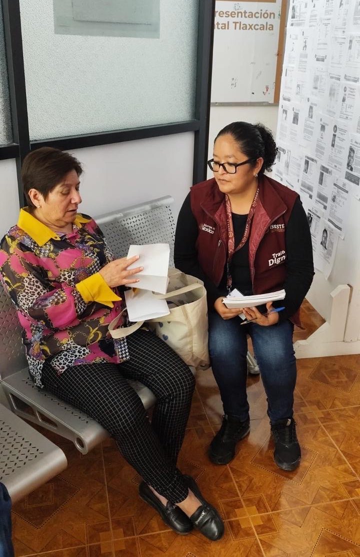 IsssteTlaxcala's tweet photo. 🏥 Recorrido de #TratoDigno en la CMF Tlaxcala 

Este 15 de julio personal de la #UADYCS brindo atención cercana.

En atención a las instrucciones del director general Dr. Martí Batres 

🤝El #ISSSTETlaxcala trabaja todos los días por una atención más humana. 

@martibatres https://t.co/2zrA9S6Qx1