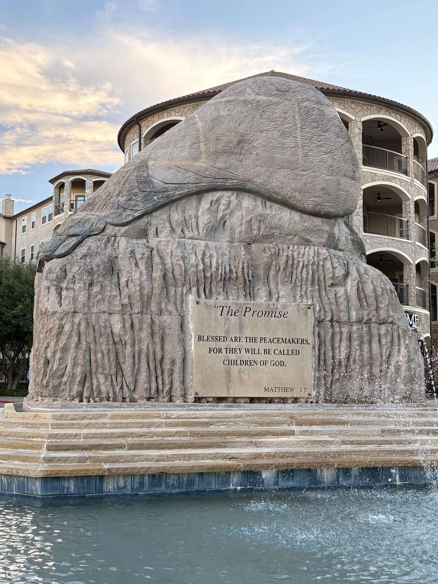 jmtodd23's tweet photo. A beautiful reminder of Stari Grad here in TX. #Mckinney #Croatia https://t.co/TETbnFUwyk