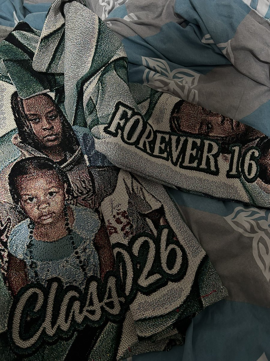 cormoneyy's tweet photo. long live david❤️ #ezmoney🌎 https://t.co/drkvw8Gqgr