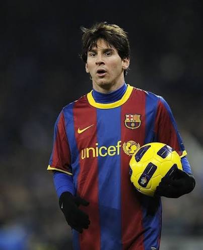 luism8989's tweet photo. Let's open up the real GOAT debate

Messi 2005-2015

vs.

Messi 2016-2026 https://t.co/PCHNgIYv44
