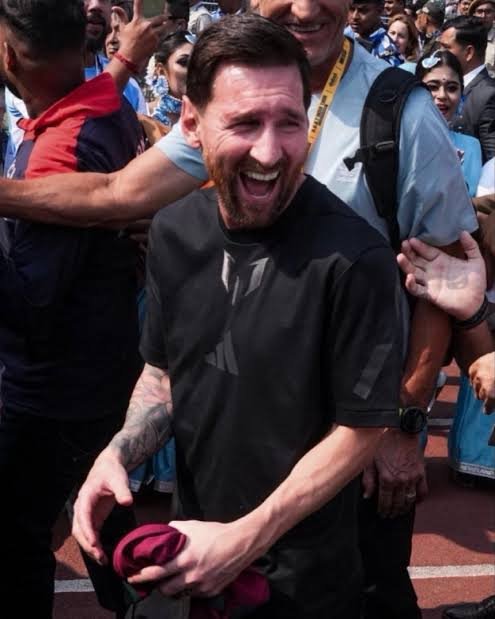 Metamar2010's tweet photo. @Mundo_MadridCF Que van a querer, Yamal Balón de Oro o Messi balón de Oro?
Jajajajajajajajajajajajajajajajjaajajaj https://t.co/pkCO59cKAb