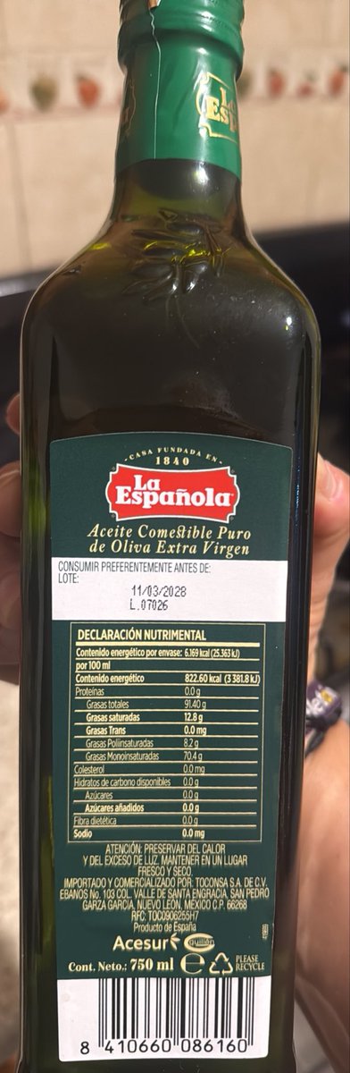 Alma_DZN's tweet photo. @Profeco  #denuncia a @TiendaSoriana  por #publicidadengañosa !!! Compre dos botellas de aceite de oliva y me dijeron que no es comestible y no me hicieron el 2do al 50% https://t.co/xbU7ucIVuY