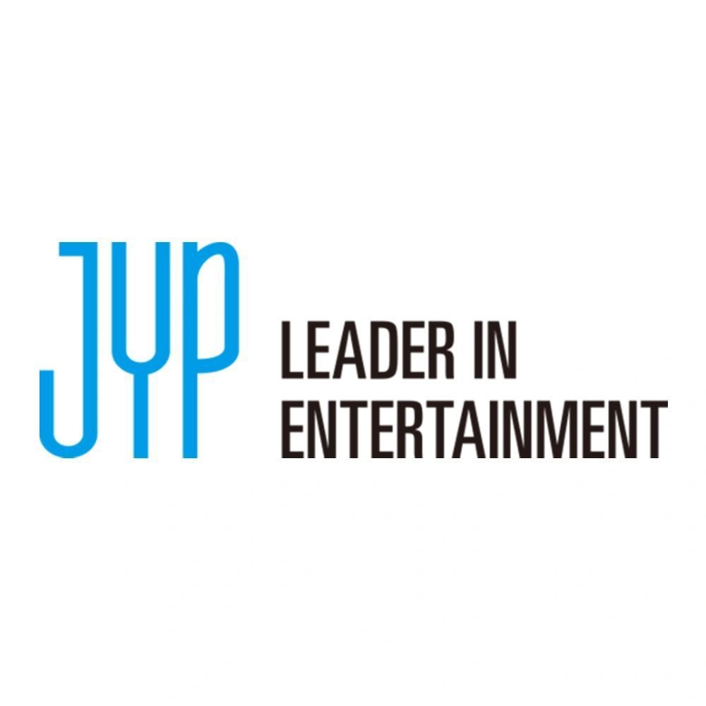 coniiikwiu's tweet photo. Yor Forger is reportedly leaving JYP Entertainment but will continue her activities as TWICE's member https://t.co/Norft4bOFi