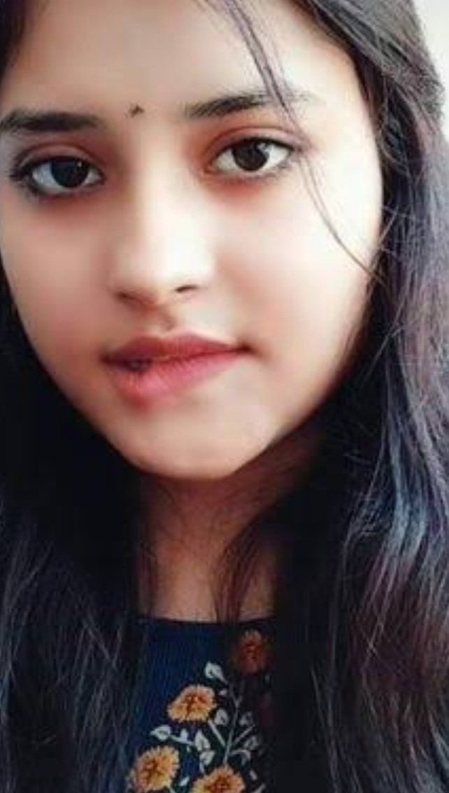 Rubini505's tweet photo. Why Women bite their lips ?
During moments of desire  it is a natural unconscious reaction to physical &amp; emotional tension. The mouth has many nerve endings. When the brain experiences arousal this action helps release excitement enhances focus and   attractive to a partner.🥰 https://t.co/5fke6uKcYk