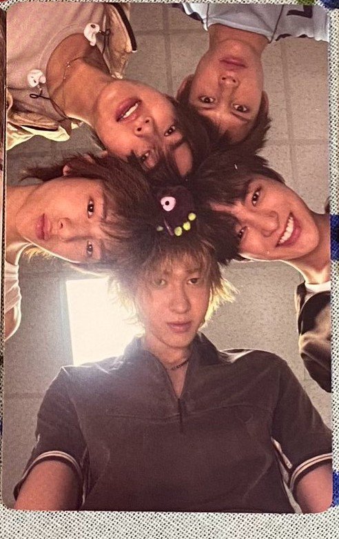 cortisshinez's tweet photo. THIS PIC MY FIVE 🥹💗💗 https://t.co/GZDBX7lo1G