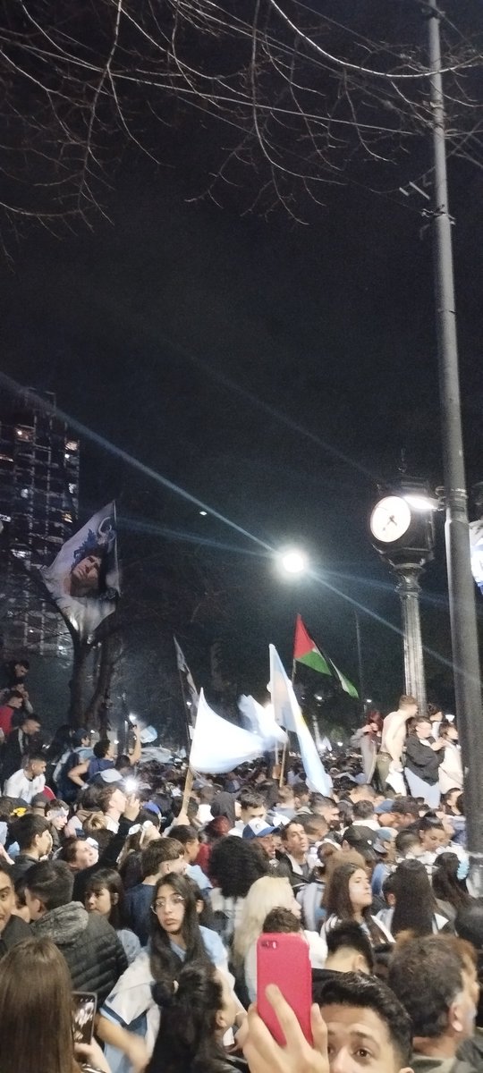 JulianPilatti's tweet photo. @IsraelinSpanish @argenisrael Acá en Argentina festejamos con la bandera de Palestina!!! https://t.co/xkNvj6puYR