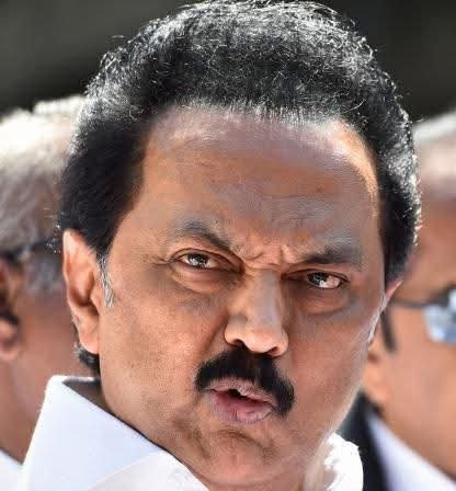 Blacdebil's tweet photo. @AravindRajaOff அத வேற‌ ஞாபகபடுத்திட்டு கொஞ்சம் சும்மா இருடா கிறுக்கு கூ.. https://t.co/8qsq48HeXt