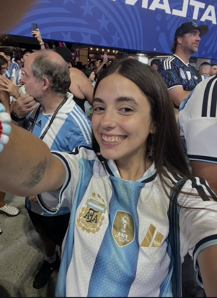 flo 🇺🇾 tweet media
