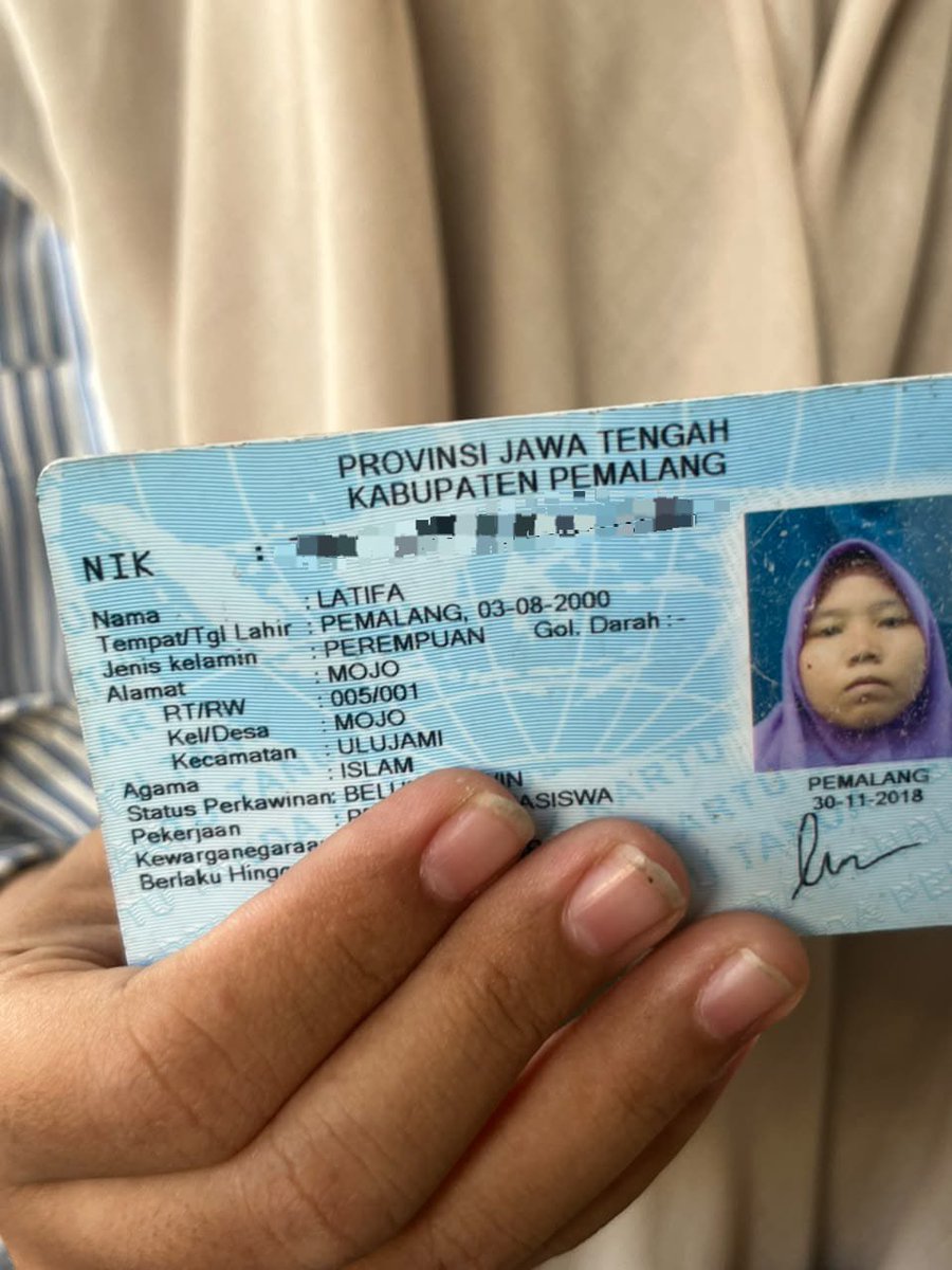 alpacamukbang_'s tweet photo. @Eldeo4 gue udh tahan untuk gak masukin ini ke thread dan filter mana yg harus gue spill dan ngga. 
Tapi lu bikin kesabaran gue habis latifa. lu deact ig, WA gk aktif. So gue akan up ini karna lu bnr² gak ada itikad baik.

siapapun yg ketemu org ini dijalan tolong seret ke kantor polisi. https://t.co/9zBum7fx1H
