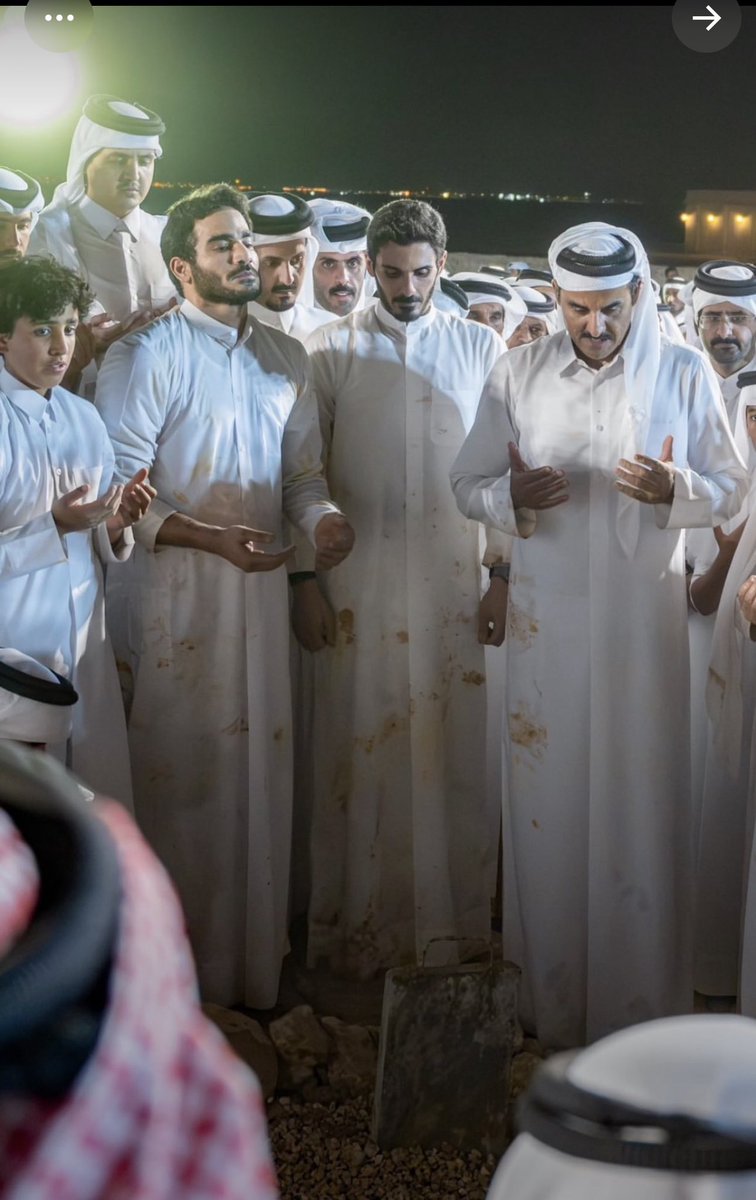 عادل بن ثاني الزراع tweet media
