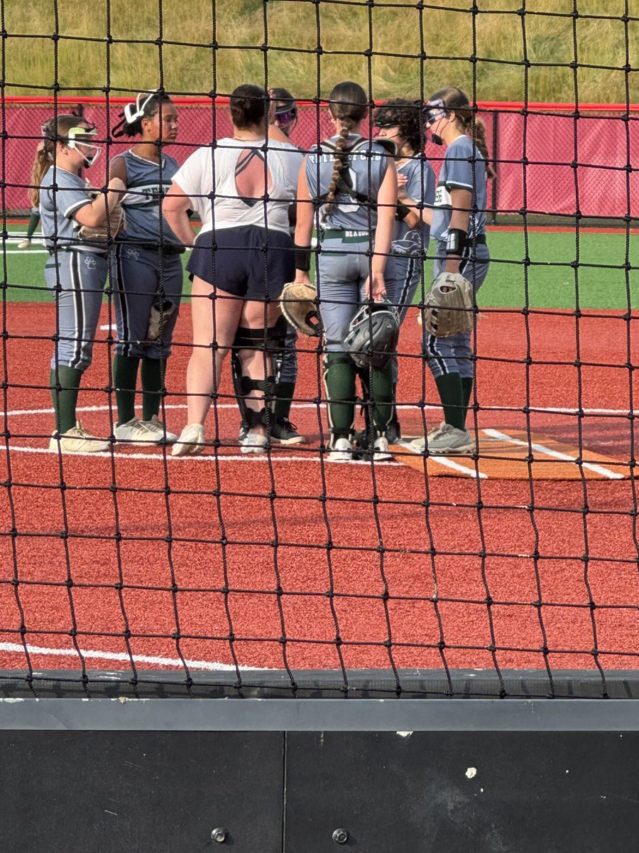 eiley_bolgiano's tweet photo. Haven't taken any pictures, but I have been working hard at PT! Officially 8 weeks post-op, got to ditch the big brace and crutches at 6 weeks, and reached full flexion and extension this week. Still have a long way to go, but now we can start to get stronger! 💪🥎🤍 https://t.co/maAhx7D4nB