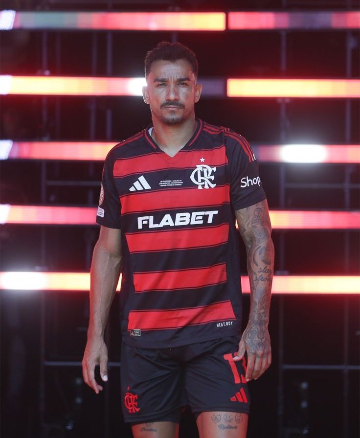 crfmilla__'s tweet photo. O Herói que, nos tornou TETRA.

A Nação te ama, Danilo ! https://t.co/Xw24aaWXek