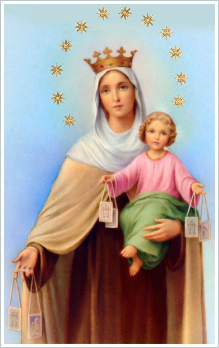 Santododia1's tweet photo. Nossa Senhora do Carmo

16 de julho

A devoção a Nossa Senhora do Carmo está ligada ao Monte Carmelo, local onde o profeta Elias tinha muitas de suas visões.
No ano 93 depois de Cristo, monges construíram sobre o Carmo, abreviatura de Carmelo, uma capela em louvor à Virgem Maria.
O local permaneceu ao longo dos tempos como residência e ponto de peregrinação de monges e religiosos. No século XII, alguns eremitas franceses, dirigidos por São Bertoldo, acabaram fundando a Ordem de Nossa Senhora do Carmo.

Foi assim que surgiu a Ordem dos Carmelitas, que tem a Virgem do Carmo e o profeta Elias como seus patronos.
A Ordem dos Carmelitas se expandiu para a Europa, inclusive na Inglaterra. Nesta época, a Ordem sofria muitas perseguições, tanto internas quanto externas.
Foi quando Simão Stock, superior da Ordem, pediu a ajuda de Maria. A Virgem do Carmo, cercada de anjos, teria então aparecido à sua frente, dando seu apoio e entregando-lhe o Escapulário do Carmo, como símbolo de sua união com os monges, prometendo salvação e vida eterna a todos que o usassem. Era o dia 16 de julho de 1251, e a aparição se deu em Cambridge, na Inglaterra.

O grande crescimento da Ordem se deu graças à instituição do Escapulário de Nossa Senhora do Carmo, cujo uso se popularizou, em todo o mundo católico, pela fé e devoção à Maria Santíssima que conduz ao Cristo Jesus. O Papa Pio XII recomendou a devoção ao escapulário, símbolo da proteção da Mãe de Deus.

Reflexão:

Difundido entre os católicos de todo o mundo, o escapulário é um sinal do amor de Deus e de Maria pela humanidade. Como todo objeto de devoção, o valor não está nele mesmo, mas no que ele representa: a presença de Deus entre os homens e as mulheres de boa vontade. Que no dia de hoje Maria, mãe do Carmo, derrame suas bênçãos sobre nós.

Oração:

Senhora do Carmo, Rainha dos Anjos, refúgio e Advogada dos pecadores, com confiança eu me prostro diante de vós suplicando-vos vossa proteção. Agradeço-vos as inúmeras bênçãos que tenho recebido de vossa mercê e poderosa intercessão. Continuai a ser meu escudo nos perigos, minha guia na vida e minha consolação na hora da morte. Amém!

Colaboração: Padre Evaldo César de Souza, CSsR