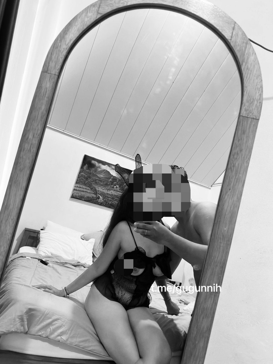 guguninih's tweet photo. Hadiah aja buat doii😒🫣 https://t.co/JQfl8pqylE