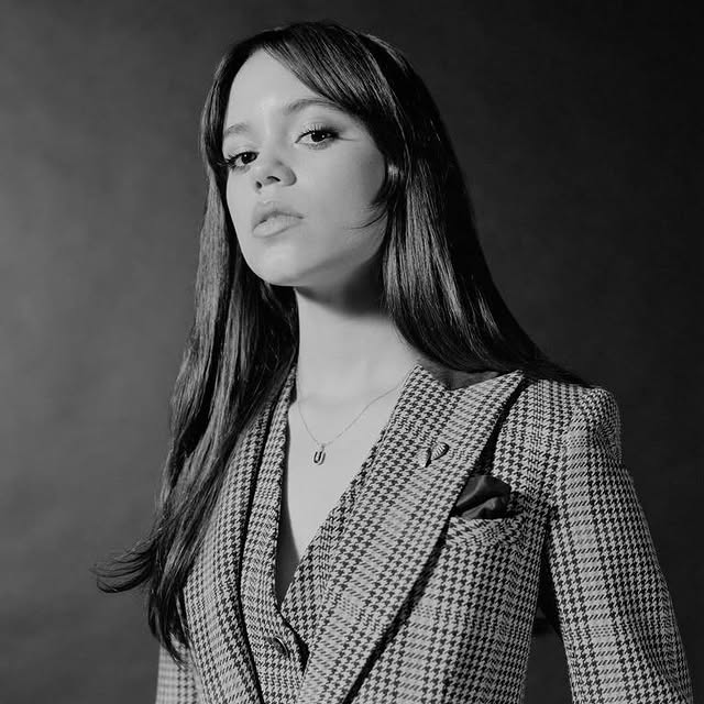 ScreenReplica's tweet photo. no words. just jenna ortega. https://t.co/VAskSAmli6