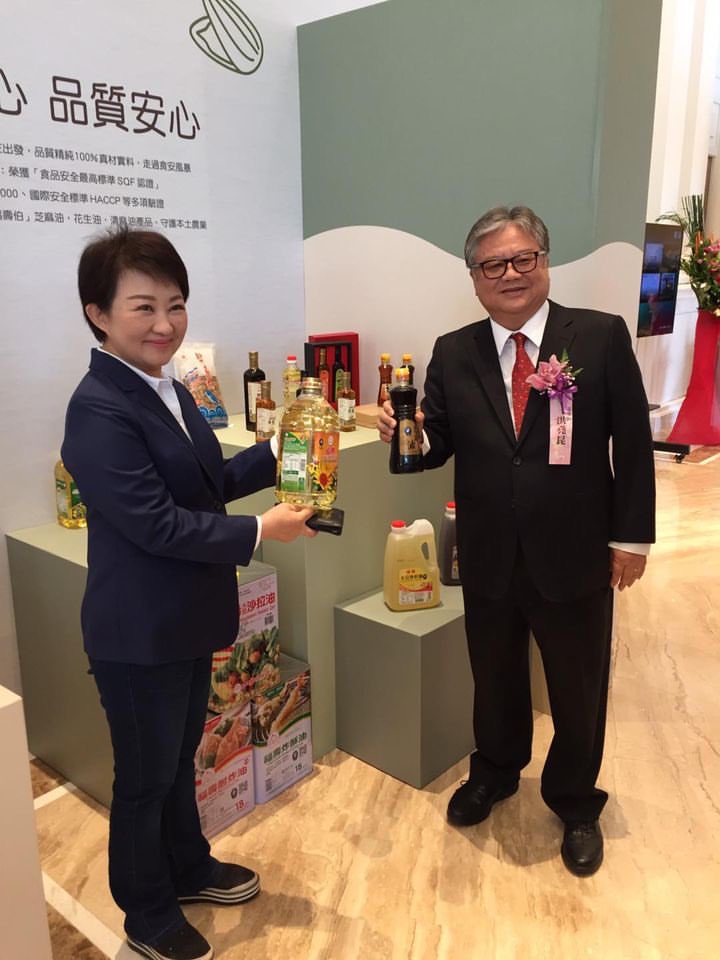 Dutall089ms's tweet photo. 毒秀驗，跟毒油老闆關係良好 https://t.co/ldgO5Q4GBs