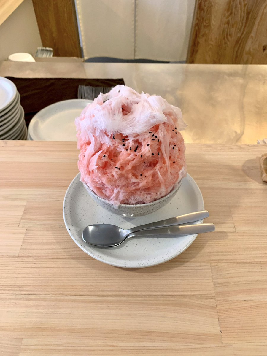 qhtals's tweet photo. 사계절을 빙수와 함께하기 -🍧🧊 https://t.co/RERdp65Atc