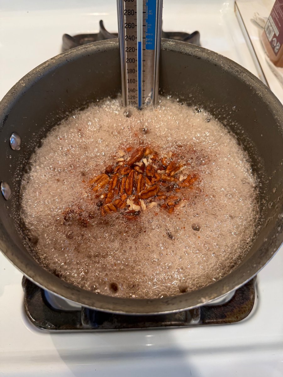ScottRo83866595's tweet photo. There’s two keys to making good jalapeño pecan brittle:
#1-when you hit hard crack temp and add your butter and vanilla, leave the stove on and stir at high temp for about 30 to 45 seconds.
#2- turn off the heat, add your salt, baking soda and jalapeno powder and QUICKLY stir it in and immediately pour it….you’ll thank me later