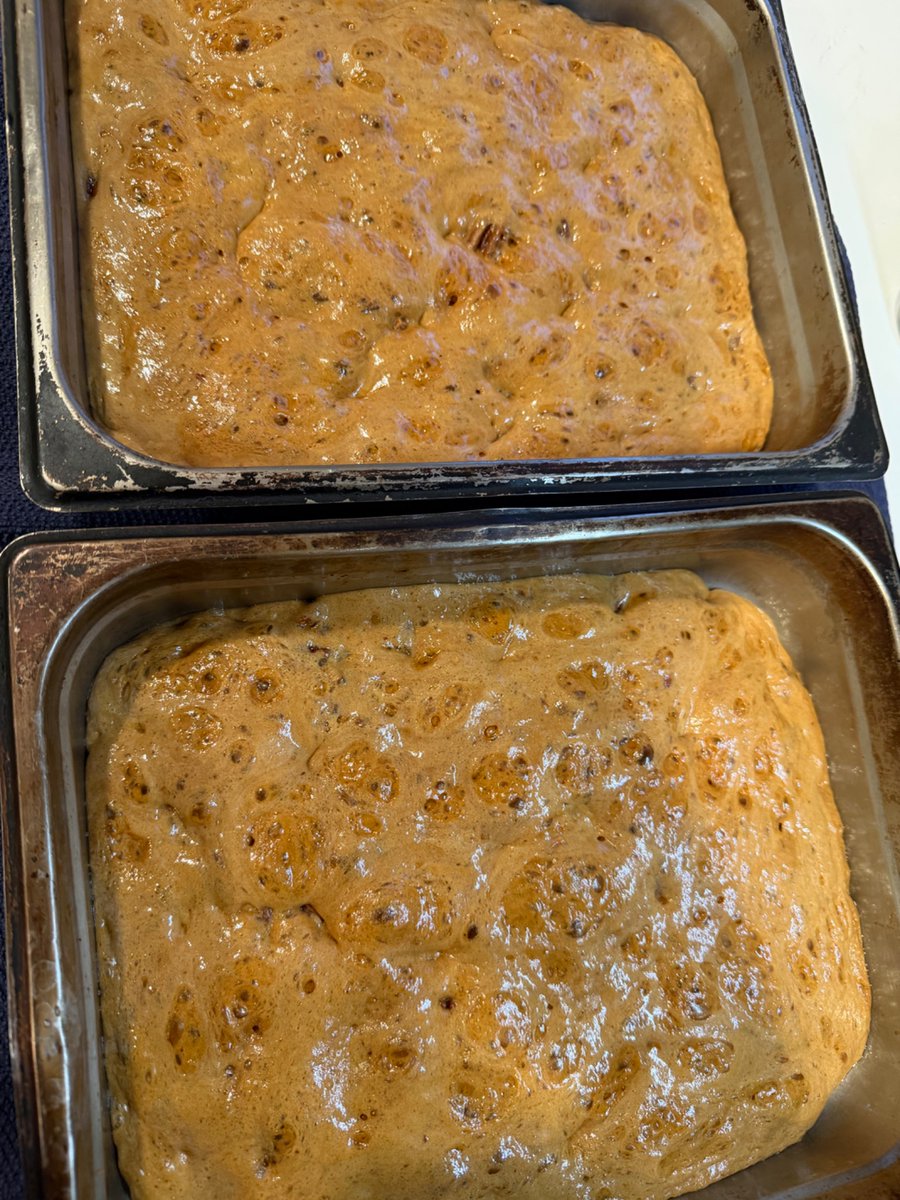 ScottRo83866595's tweet photo. There’s two keys to making good jalapeño pecan brittle:
#1-when you hit hard crack temp and add your butter and vanilla, leave the stove on and stir at high temp for about 30 to 45 seconds.
#2- turn off the heat, add your salt, baking soda and jalapeno powder and QUICKLY stir it in and immediately pour it….you’ll thank me later
