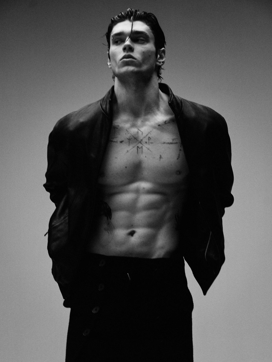 nightfallhaven's tweet photo. ㅤ     ✞ ㅤRafael Alexander Wijaya ㅤ✞

                             ㅡ 

　     y/n's secret bf. 
　     Mature content, (18+).  
　     Pan, dominant.  
　     Selective, mirrored lit.  
　     Mv. mdni.  

                          ♡+↻
ㅤㅤ https://t.co/gyKuTp6CBJ