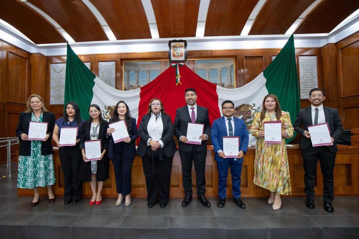 OSFEM_oficial's tweet photo. La integridad institucional se fortalece con la participación y el compromiso de quienes la hacen posible.

Hoy se llevó a cabo la Segunda Sesión Extraordinaria del Comité de Ética y de Prevención de Conflictos de Intereses del #OSFEM. https://t.co/AxhIxScVaN