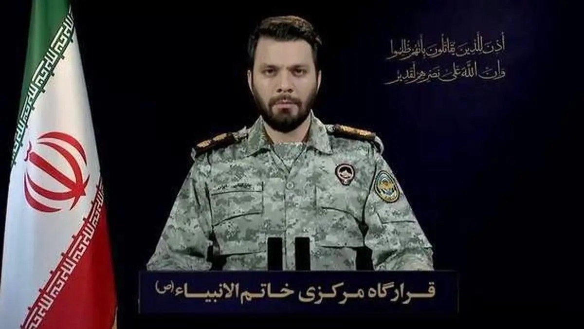 PressTV's tweet photo. Iran's Khatam al-Anbiya Central Headquarters' spokesman issued a stern warning, saying Iran will not allow the United States, as an extra-regional power, to interfere in the Strait of Hormuz under any circumstances, calling it an inviolable red line. https://t.co/8L1FaDRNA0