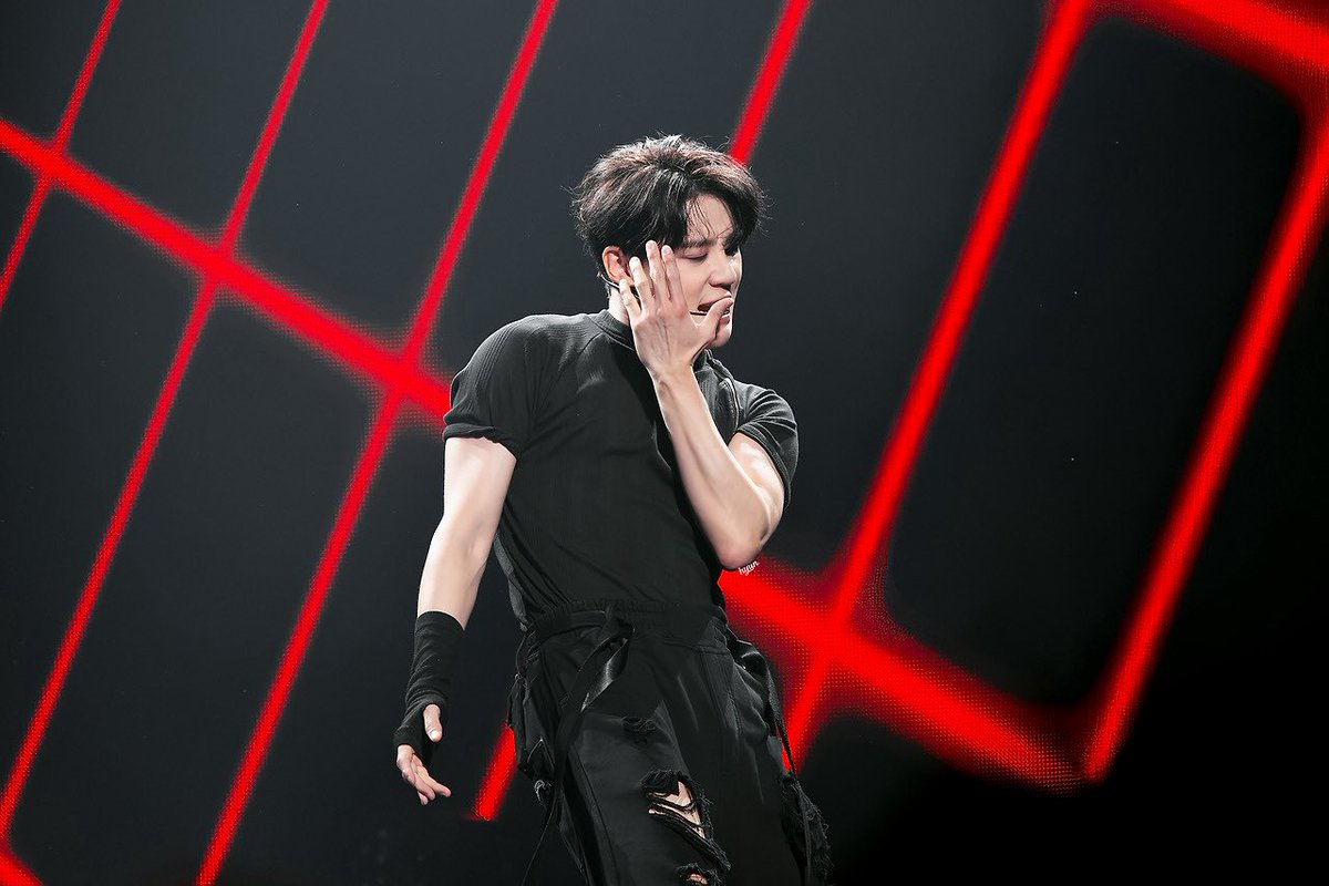 xhomagea's tweet photo. 야르….🤤🤤🤤🤤 https://t.co/mim4Lyn2bf