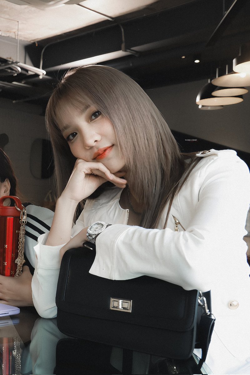 Friedbluerabbit's tweet photo. ▻𝐉𝐚𝐧 🦊🥚

【𝐉𝐚𝐧 x 𝐋𝐚𝐥 】
#JanJingjing #แจนจิงจิง 
#JANHAE #JANIVERSE
#EnemiesWithBenefits https://t.co/8jaFeeiJJM