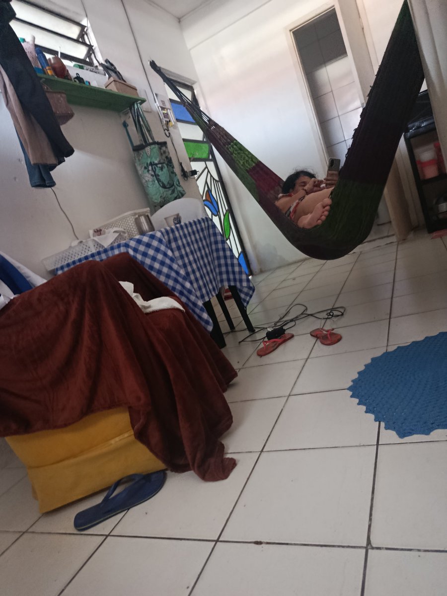 junior1029136's tweet photo. @JoaoAlmirante2 Não anda,depende de mim,eu saiu todo dia atrás de bico,TODO DIA A 5 dias não aparece nada,estamos sem gás,hoje é o segundo dia que ela dorme com fome chorando e eu choro junto,se vc for de fortaleza e tiver lendo isso tiver qualquer bico,eu aceito,preciso trabalhar urgente,ela ai https://t.co/9wmY5aeczp