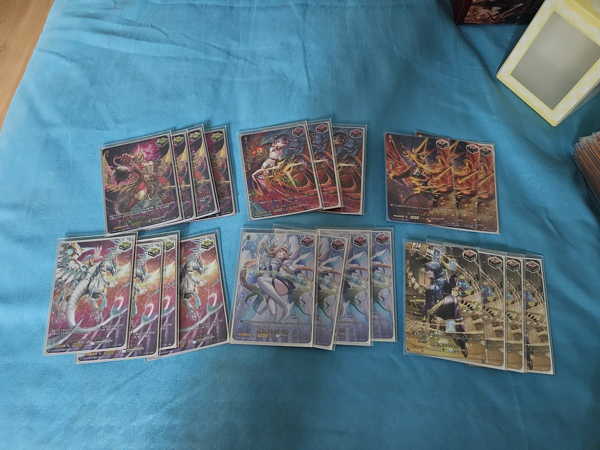 imagi_101's tweet photo. I could be so rich rn, but I chose to be a Vanguard player https://t.co/wxgYh7wdW6
