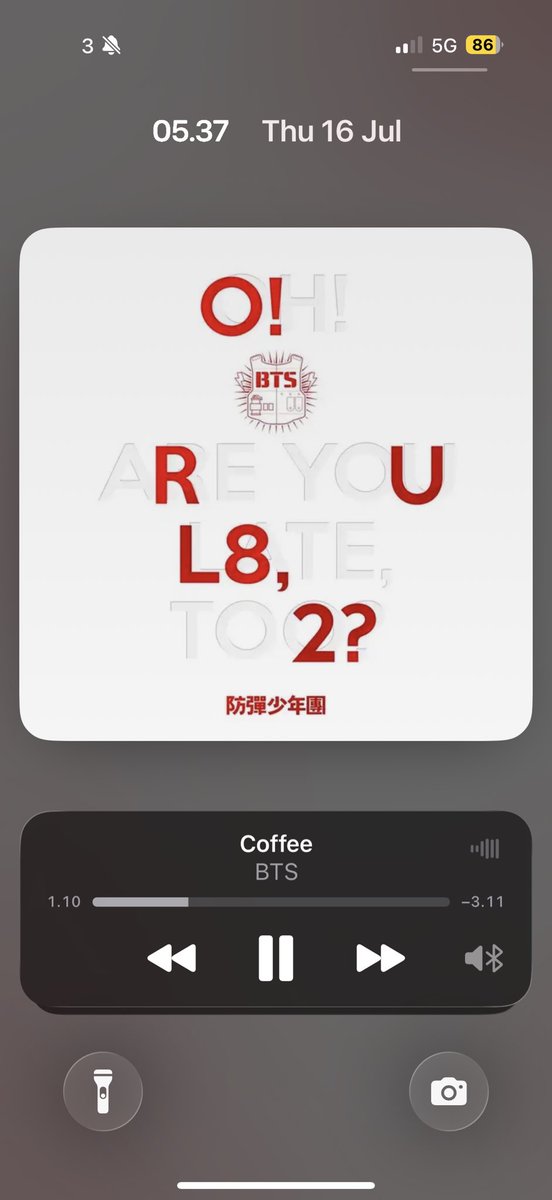 hrrys2wl's tweet photo. manifesting surprise songs while boarding my flight 😊 https://t.co/yQ5OIcBZyn