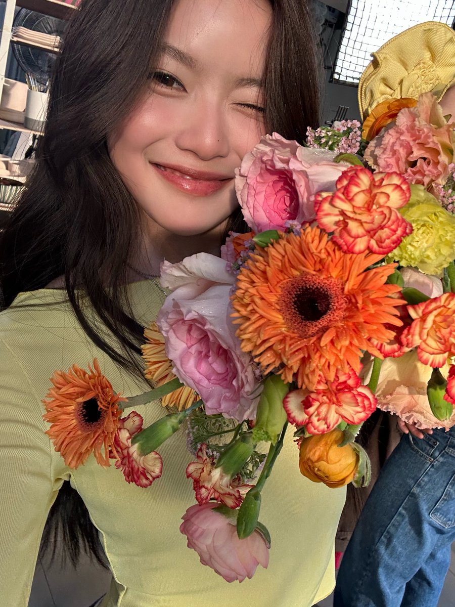 PIXXIEofficial_'s tweet photo. เริ่มต้นวันใหม่ด้วยเพลงเพราะ ๆ อย่าง ‘ชอบกลับได้ยัง’ กันแล้วยางงงง หวังว่าพิกเจ้วทุกคนจะชอบนะคะ 🥺💜✨

#PiXXiE #Mabelz_PiXXiE
#ชอบกลับได้ยัง_RisaNARISAxPorscheMabelz https://t.co/LUXQctaWRs